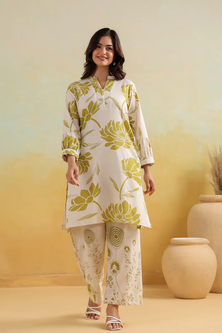 ivory-olive-floral-co-ord-set-in-cotton-comfort-looking-straght