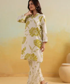 ivory-olive-floral-co-ord-set-in-cotton-comfort-looking-straght