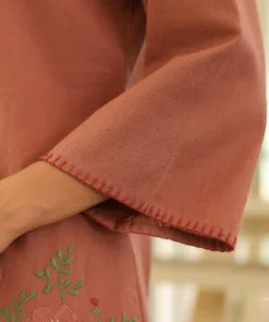 pink-cotton-co-ord-set-for-women-embroidered-tunic-pants-showing-sleeves