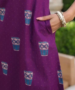 purple-kulhad-motif-kurta-with-split-v-neckline-fabric-closeup