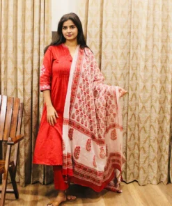 red-cotton-anarkali-suit-with-block-print-dupatta-shoing-dupatta
