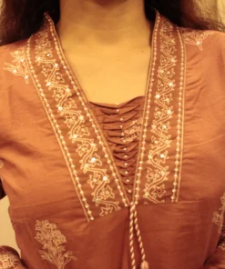 rust-brown-mughal-motif-cotton-suit-set-with-dupatta-bust-closeup